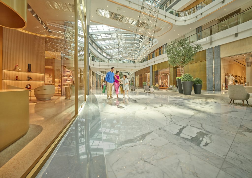 Visit Dubai
